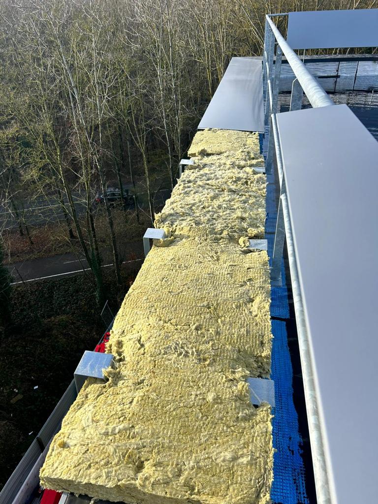 WhatsApp Image 2023-12-13 at 18.37.21 (16)